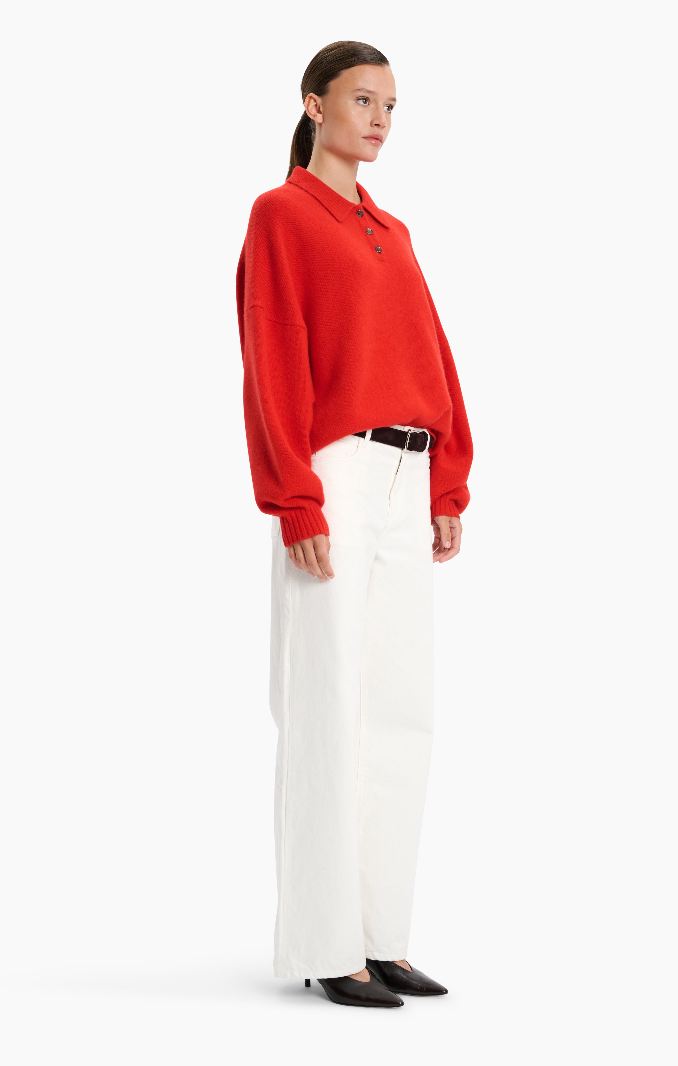 King’s Road cashmere Sweater - Lipstick Red – side view