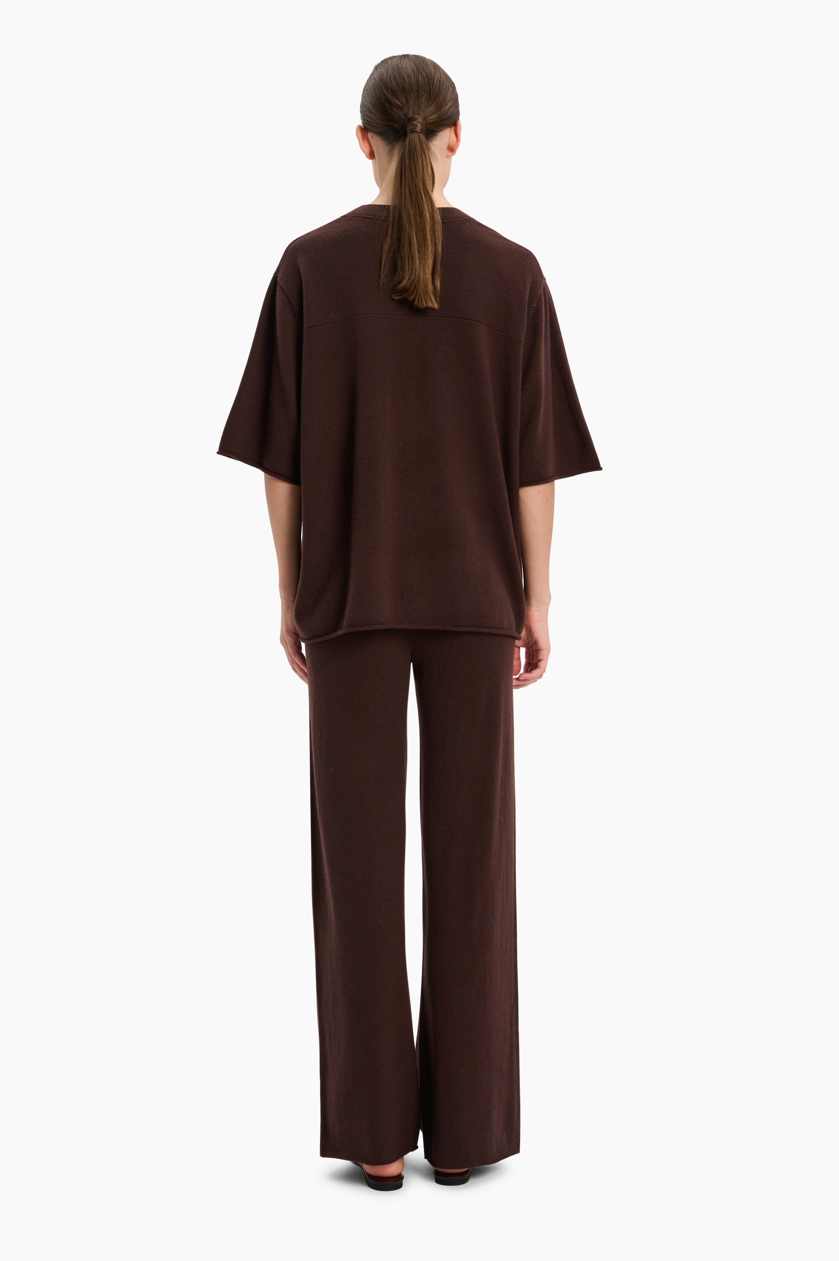 Hackney cashmere Sweater - Dark Chocolate – back view