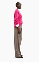 The Ivy cashmere Sweater - Hot Fuchsia – side view