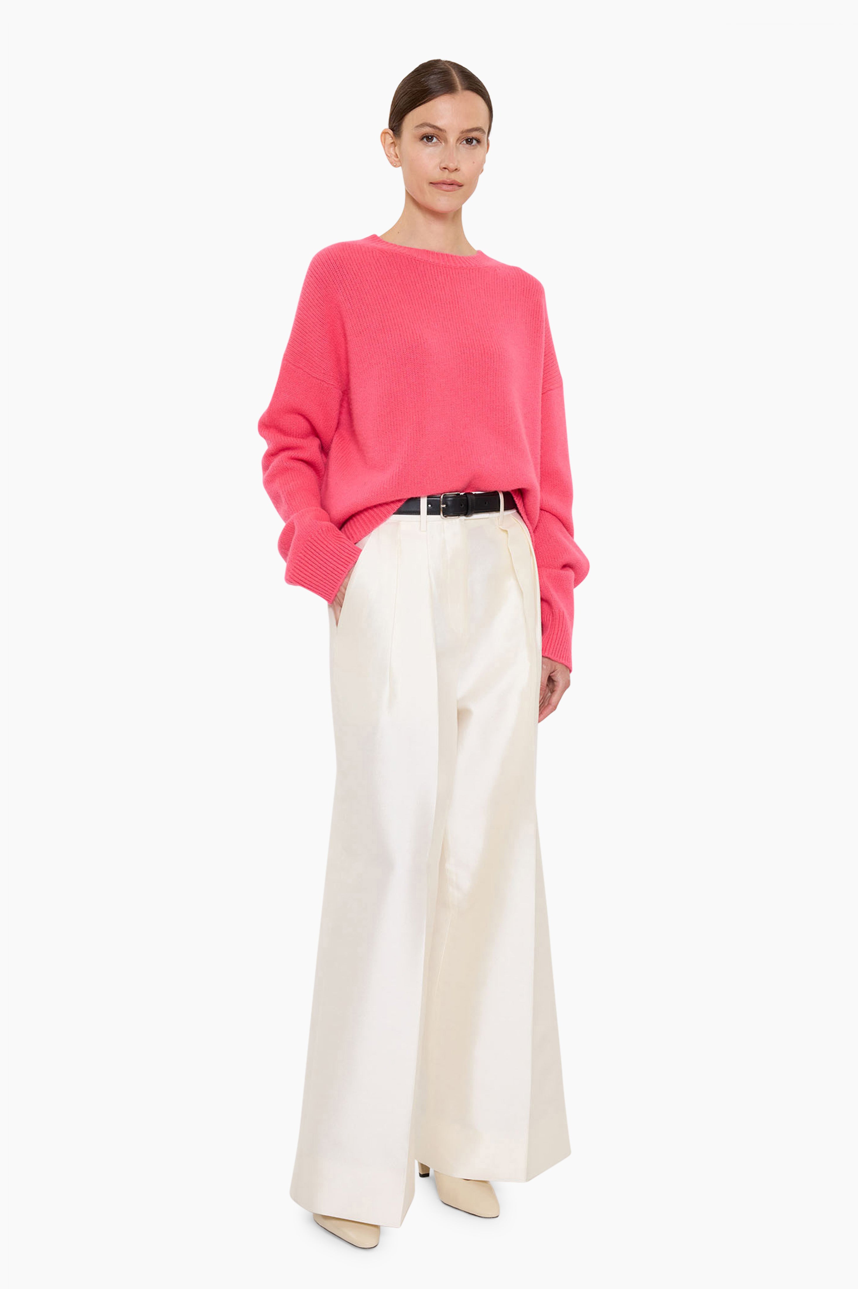 The Ivy cashmere Sweater - Watermelon – side view