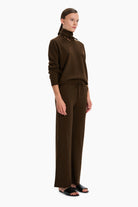 Brickwell cashmere Trousers - Smoked Brown – side view