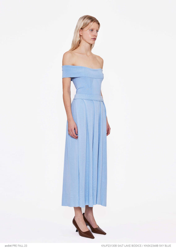 Lookbook_AW23_Women-text-27.jpg