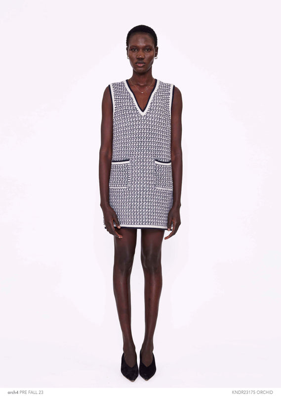 Lookbook_AW23_Women-text-9.jpg