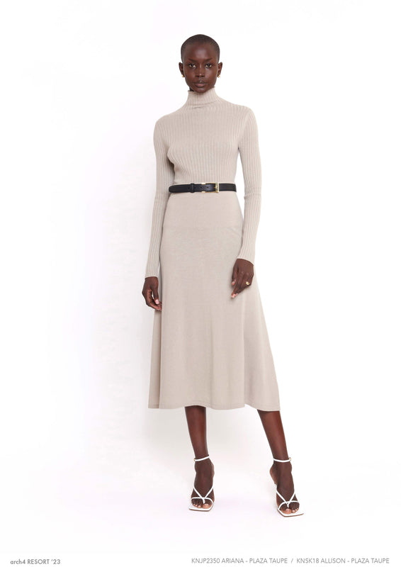 Lookbook_SS23_Women-19.jpg