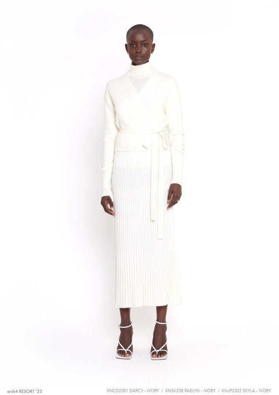 Lookbook_SS23_Women-5.jpg