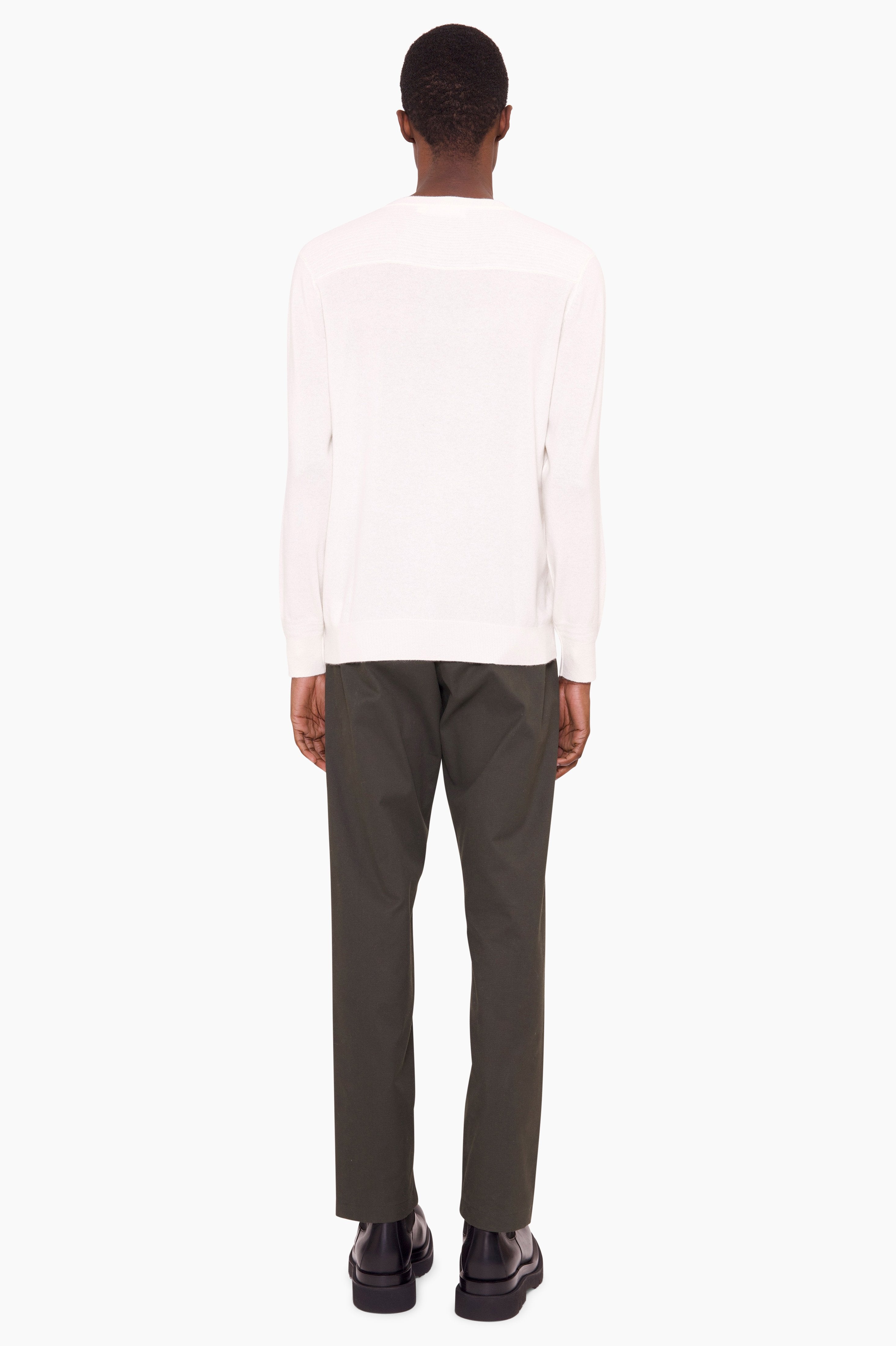 Mr Darlington cashmere Sweater - Ivory – back view
