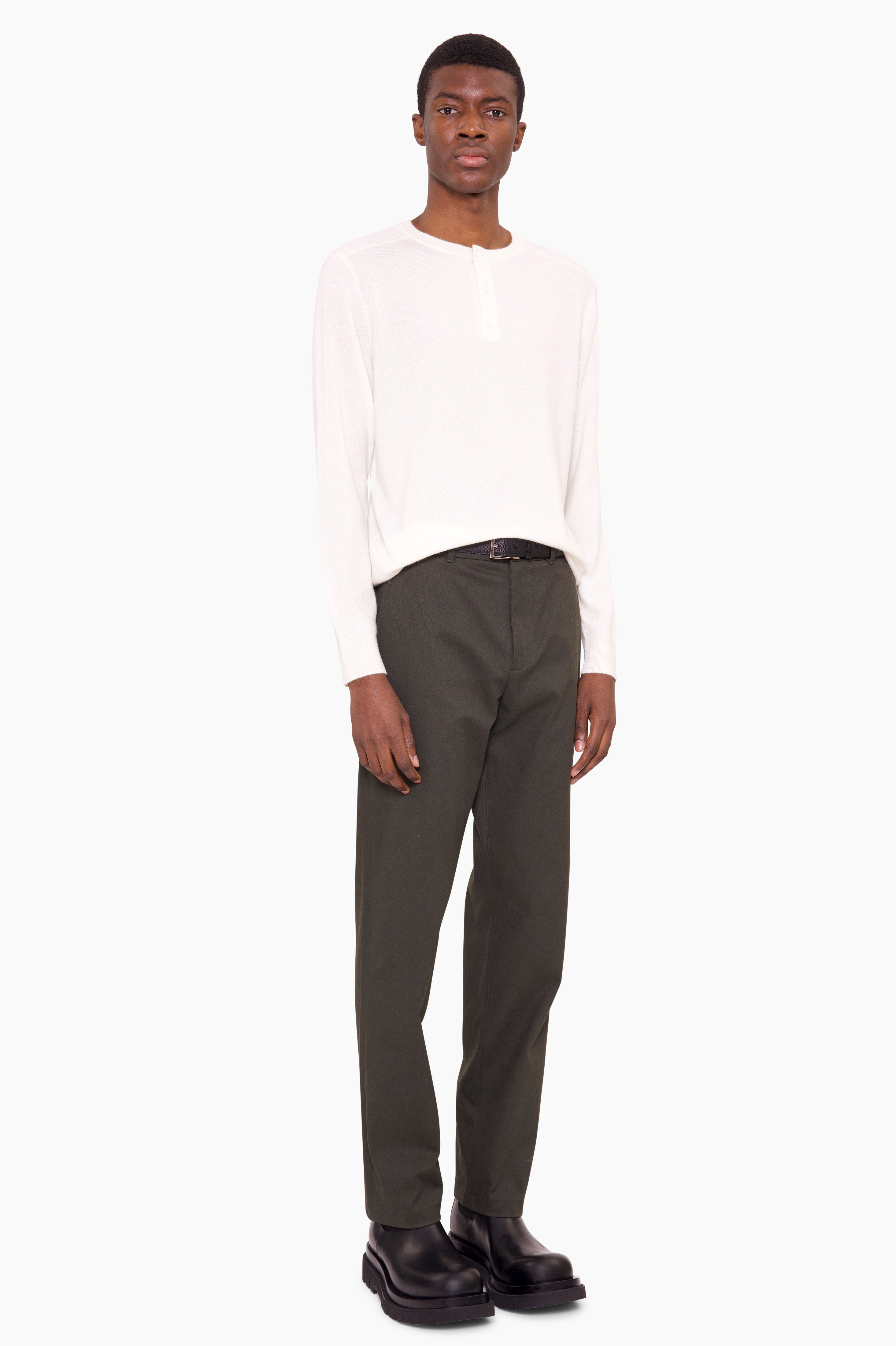 Mr Darlington cashmere Sweater - Ivory – side view