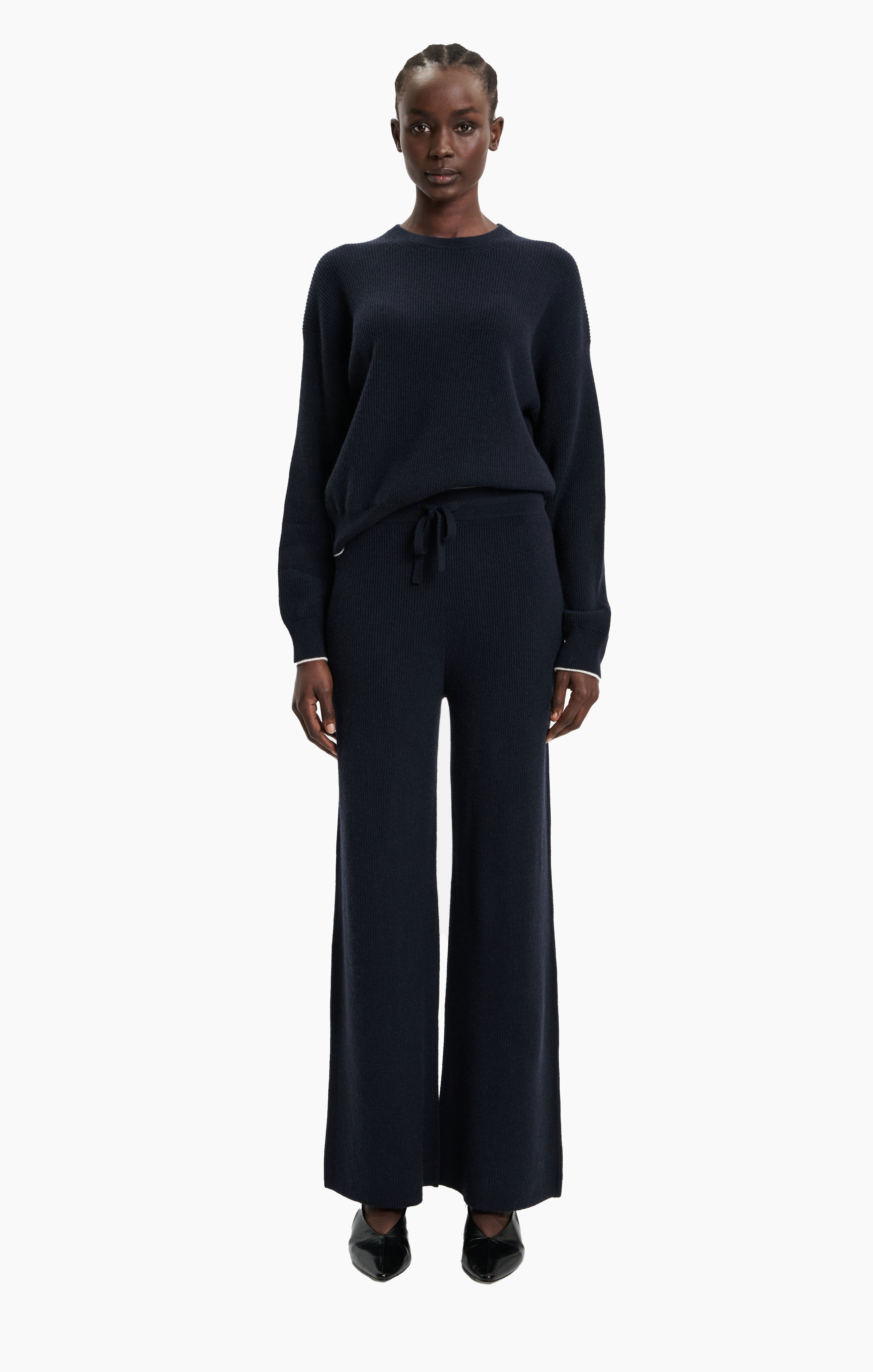 Beau cashmere Trousers - Navy – front view