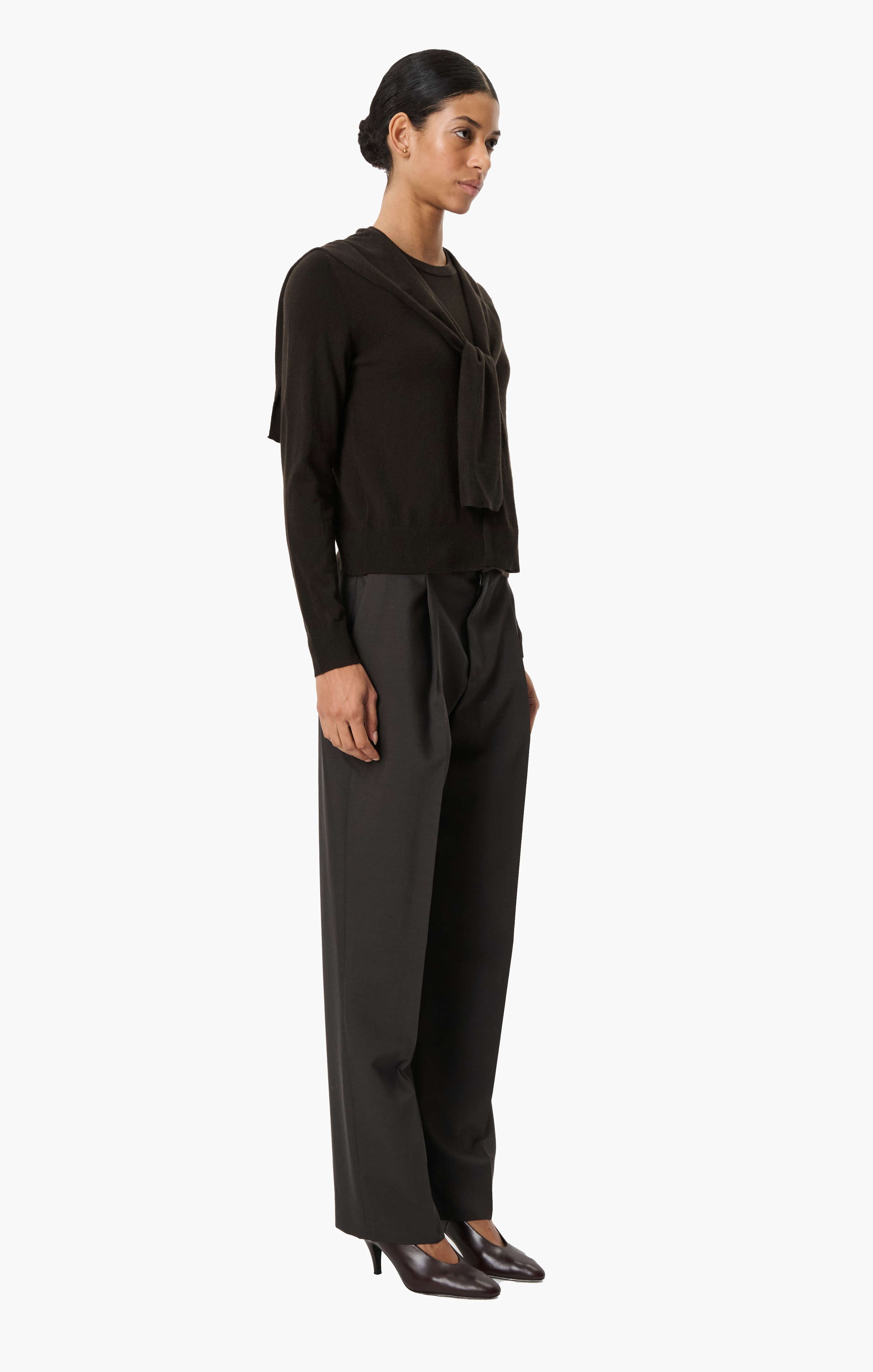 Sonja cashmere Sweater - Brown Wood – side view