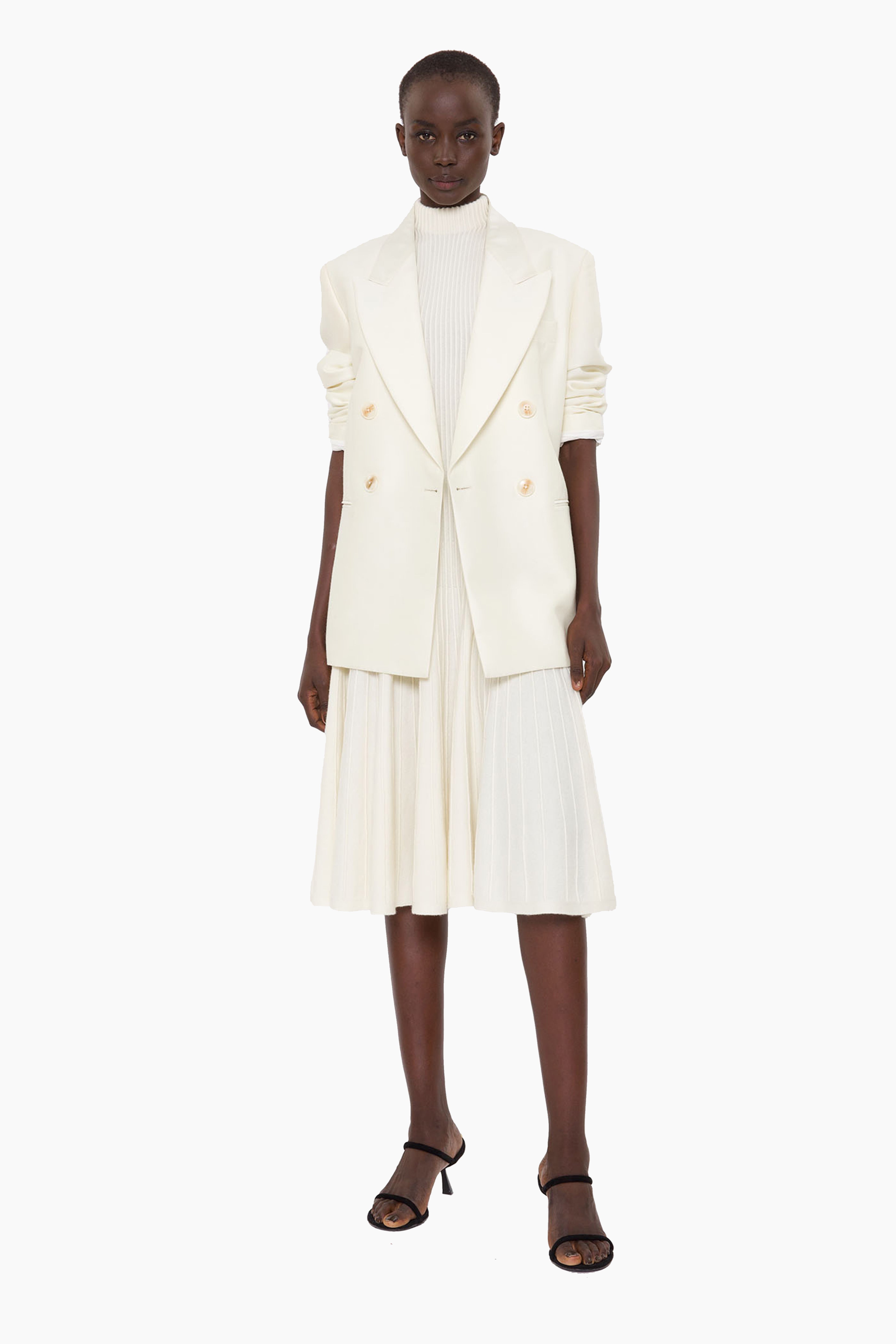 Darla cashmere Dress - Ivory – styling shot