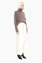Embankment cashmere Sweater - Shiitake – side view